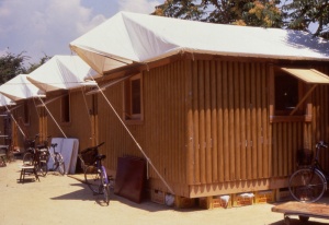 Paper Log House 